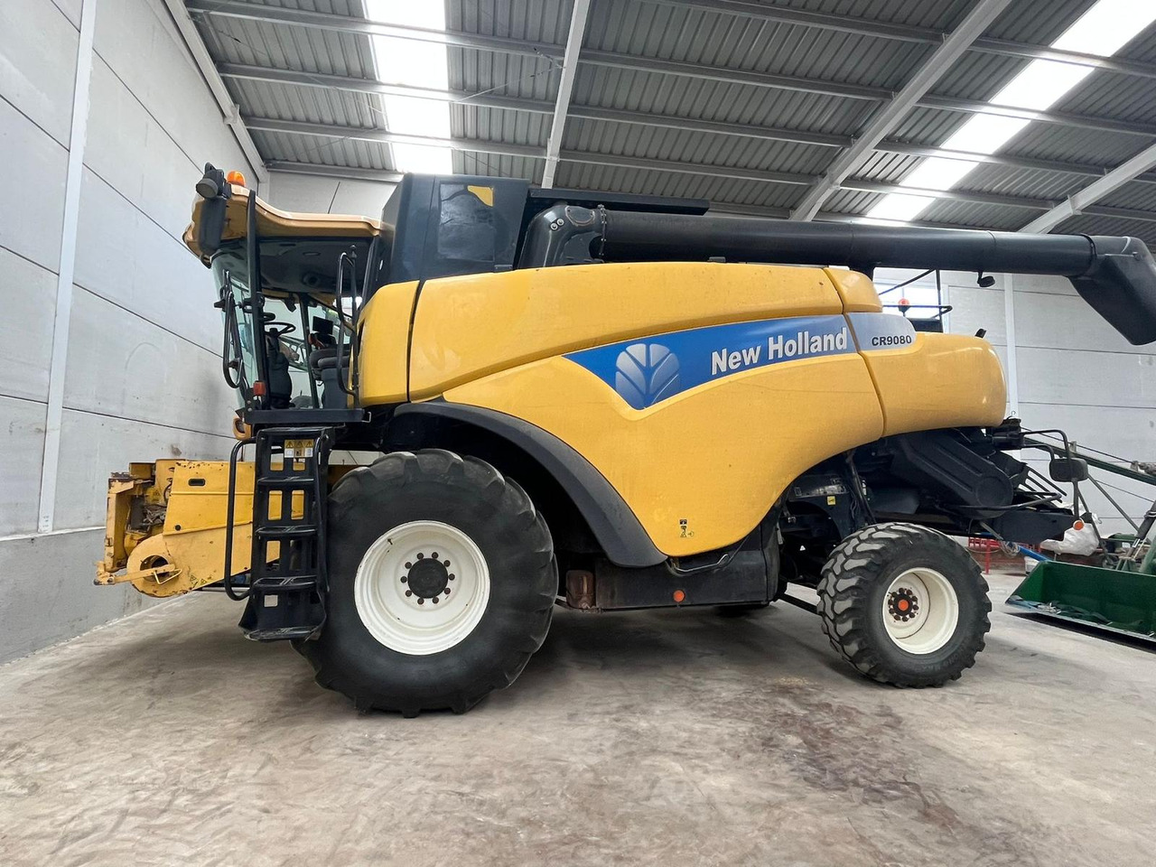 New Holland CR9080 - Комбайн: фото 1 New Holland CR9080 - Комбайн: фото 1