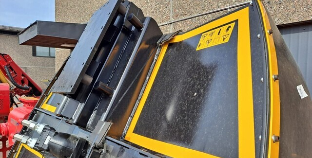 AX-Ketjumurskaimet - Лесной мульчер: фото 3 AX-Ketjumurskaimet - Лесной мульчер: фото 3