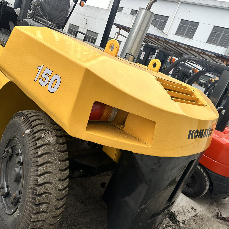 Дизельный погрузчик KOMATSU FD150 FD100 FD30 FD50 FD80 3Ton 5ton 8ton 10ton 15ton 16ton 20ton komatsu forklift: фото 6 Дизельный погрузчик KOMATSU FD150 FD100 FD30 FD50 FD80 3Ton 5ton 8ton 10ton 15ton 16ton 20ton komatsu forklift: фото 6