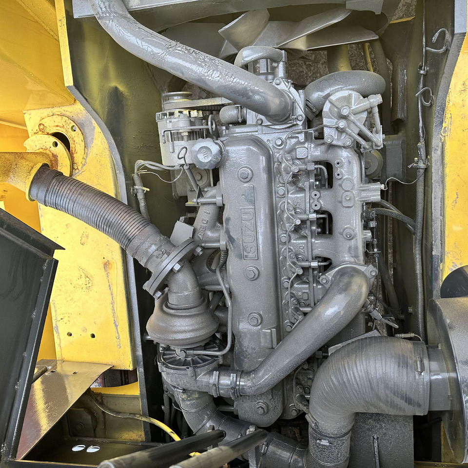Дизельный погрузчик KOMATSU FD150 FD100 FD30 FD50 FD80 3Ton 5ton 8ton 10ton 15ton 16ton 20ton komatsu forklift: фото 7 Дизельный погрузчик KOMATSU FD150 FD100 FD30 FD50 FD80 3Ton 5ton 8ton 10ton 15ton 16ton 20ton komatsu forklift: фото 7