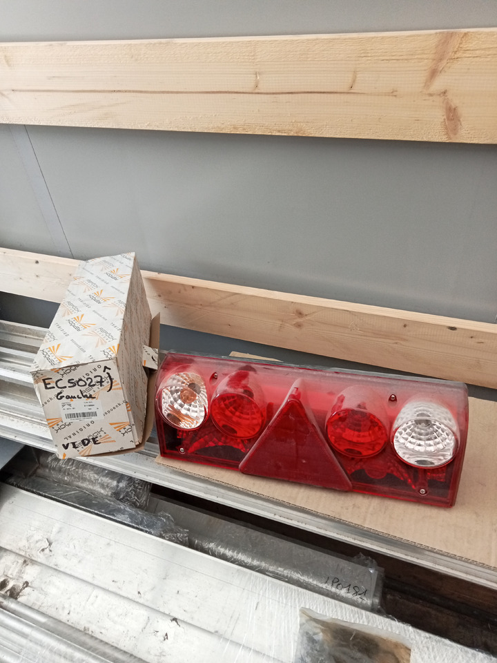 Trouillet ASPOCK FRANCE - Свет/ Освещение для Прицепов: фото 1 Trouillet ASPOCK FRANCE - Свет/ Освещение для Прицепов: фото 1