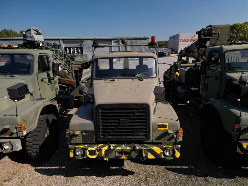 Volvo N 10 6X4 - HOOK CONTAINER (3x stock) - Грузовик: фото 2 Volvo N 10 6X4 - HOOK CONTAINER (3x stock) - Грузовик: фото 2