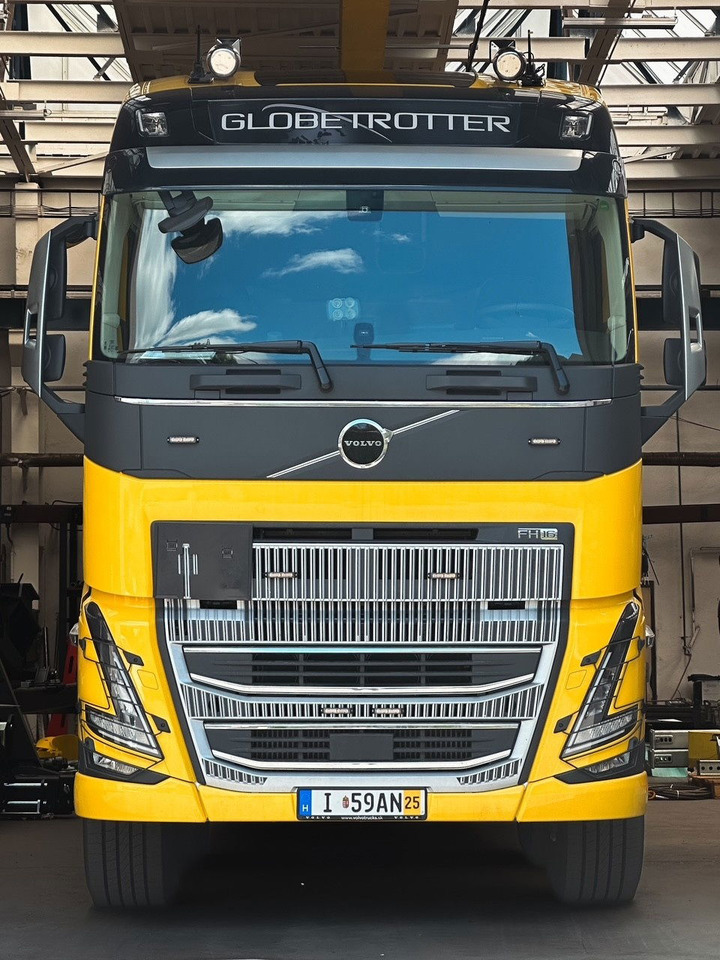 Volvo FH 16 NEW T-REX on Volvo FH16 84R 700HP E6E - Эвакуатор: фото 4 Volvo FH 16 NEW T-REX on Volvo FH16 84R 700HP E6E - Эвакуатор: фото 4