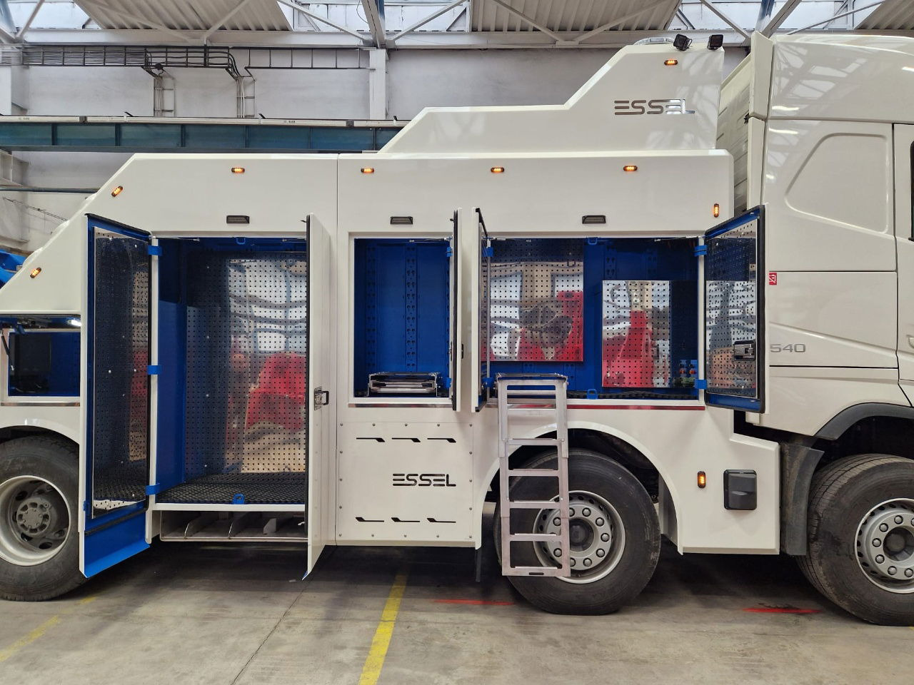 Volvo FH NEW ER4120 4 winches Volvo FH 540 8x4 WB5,6 в лизинг Volvo FH NEW ER4120 4 winches Volvo FH 540 8x4 WB5,6: фото 7 Volvo FH NEW ER4120 4 winches Volvo FH 540 8x4 WB5,6 в лизинг Volvo FH NEW ER4120 4 winches Volvo FH 540 8x4 WB5,6: фото 7