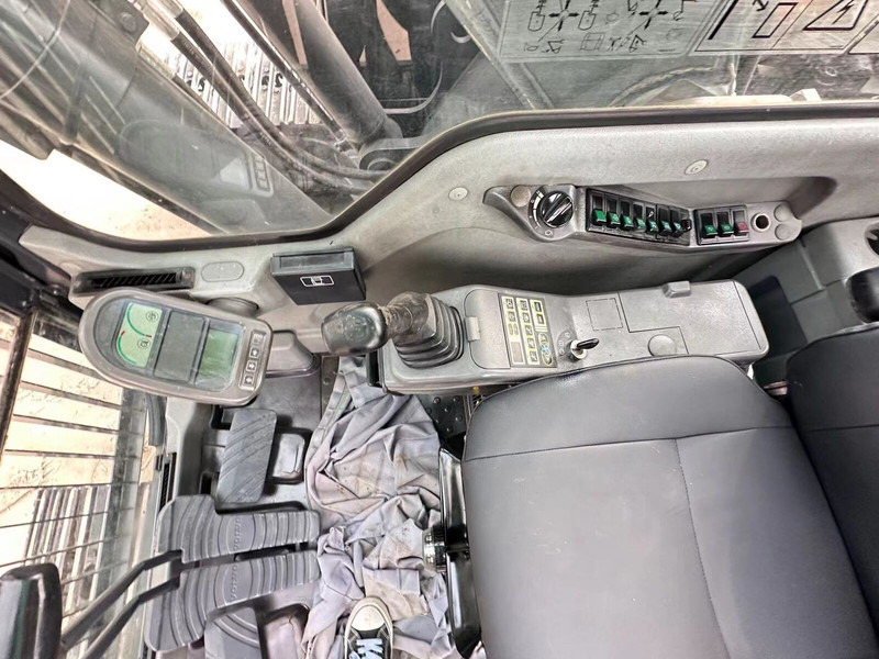 Volvo EC210DL - Гусеничный экскаватор: фото 5 Volvo EC210DL - Гусеничный экскаватор: фото 5