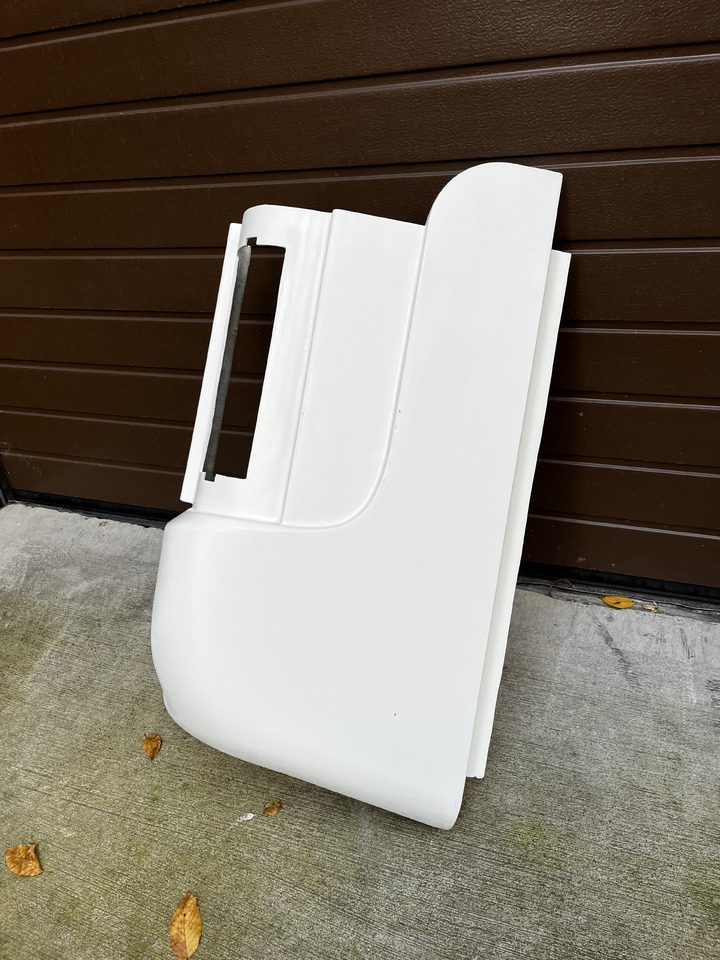 Narożnik, zderzak tylny lewy, prawy MAN Lion’s Coach - Угол бампера для Туристических автобусов: фото 3 Narożnik, zderzak tylny lewy, prawy MAN Lion’s Coach - Угол бампера для Туристических автобусов: фото 3