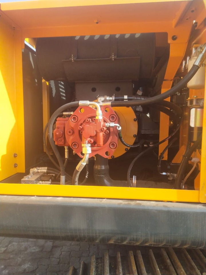 New Hyundai R210 tracked excavator - Гусеничный экскаватор: фото 2 New Hyundai R210 tracked excavator - Гусеничный экскаватор: фото 2