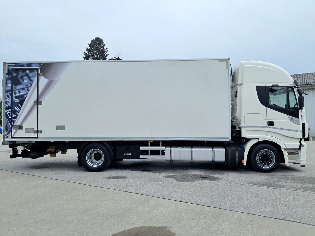 Iveco Stralis 460 Kühlkoffer | LBW | Klima | Retar - Рефрижератор: фото 3 Iveco Stralis 460 Kühlkoffer | LBW | Klima | Retar - Рефрижератор: фото 3