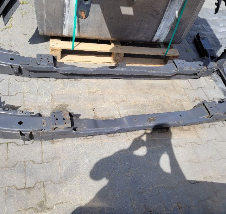 BELKA ZDERZAKA VOLVO FH13 ORYGINAL POLECAM - Бампер для Грузовиков: фото 3 BELKA ZDERZAKA VOLVO FH13 ORYGINAL POLECAM - Бампер для Грузовиков: фото 3