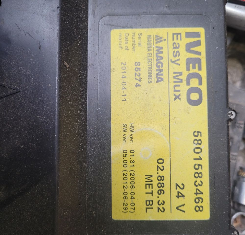 KOMPUTER ŚWIATEŁ IVECO EUROCARGO E6 EAYS MUX 5801583468 CHWALIM116 - Блок управления для Грузовиков: фото 1 KOMPUTER ŚWIATEŁ IVECO EUROCARGO E6 EAYS MUX 5801583468 CHWALIM116 - Блок управления для Грузовиков: фото 1