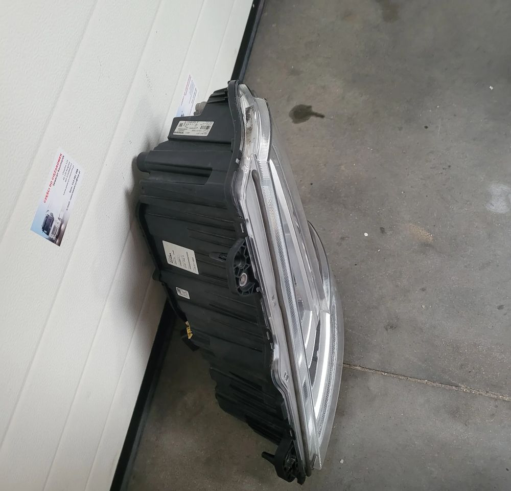 LAMPA LED LH VOLVO FH5 ORYGINAŁ 24056511 CHWALIM116 - Свет/ Освещение для Грузовиков: фото 2 LAMPA LED LH VOLVO FH5 ORYGINAŁ 24056511 CHWALIM116 - Свет/ Освещение для Грузовиков: фото 2