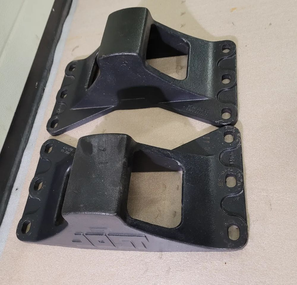 ŁAPY MOCOWANIE SIODŁA JOST 185MM - Седло для Грузовиков: фото 2 ŁAPY MOCOWANIE SIODŁA JOST 185MM - Седло для Грузовиков: фото 2