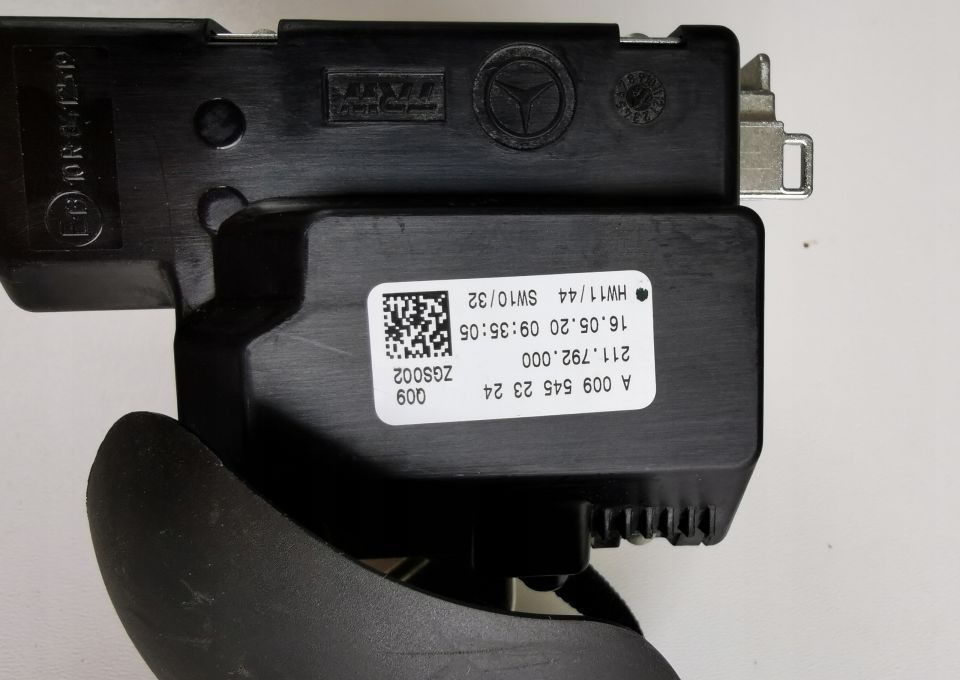 MANETKA BIEGÓW MERCEDES ACTROS MP4 A009 545 23 24 - Рычаг переключения передач для Грузовиков: фото 3 MANETKA BIEGÓW MERCEDES ACTROS MP4 A009 545 23 24 - Рычаг переключения передач для Грузовиков: фото 3