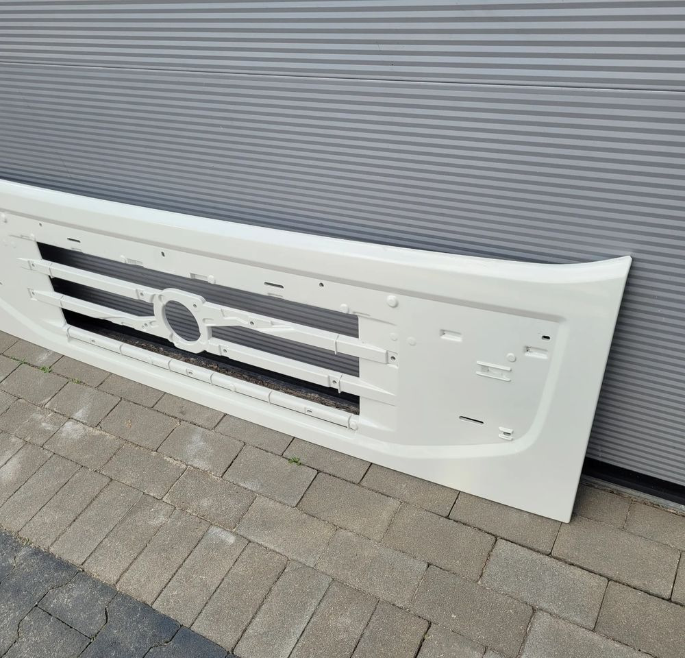 MASKA ATRAPA VOLVO FMX ORYGINAŁ 82257549 CHWALIM116 - Капот для Грузовиков: фото 3 MASKA ATRAPA VOLVO FMX ORYGINAŁ 82257549 CHWALIM116 - Капот для Грузовиков: фото 3