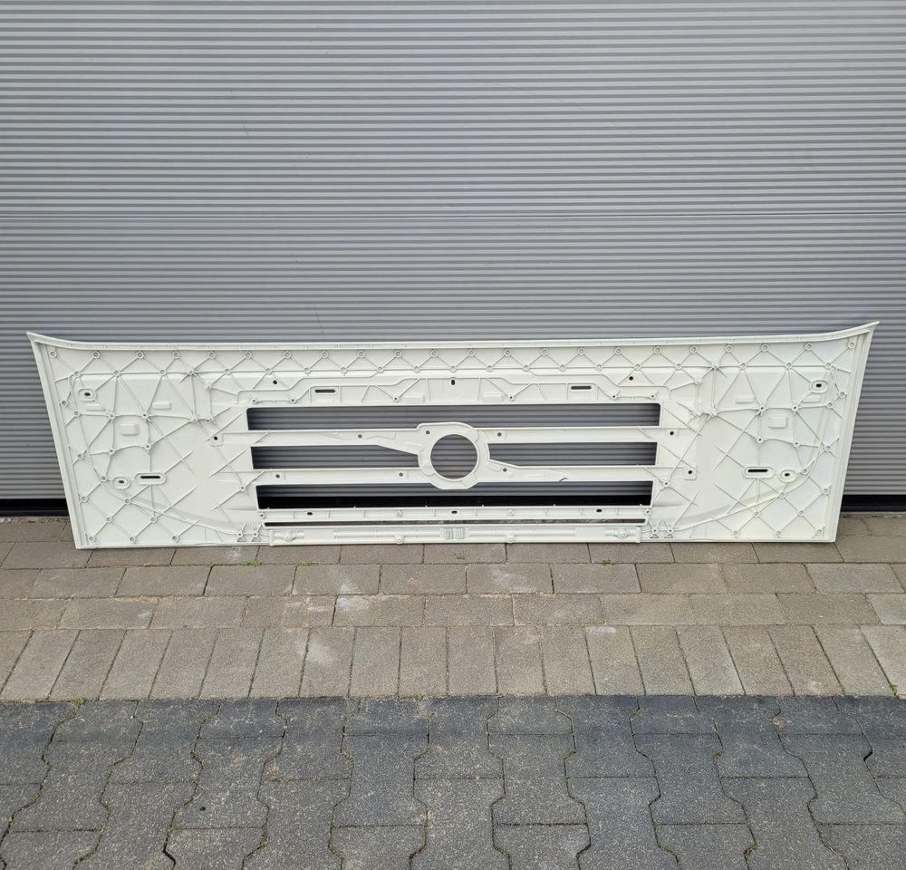 MASKA ATRAPA VOLVO FMX ORYGINAŁ 82257549 CHWALIM116 - Капот для Грузовиков: фото 4 MASKA ATRAPA VOLVO FMX ORYGINAŁ 82257549 CHWALIM116 - Капот для Грузовиков: фото 4