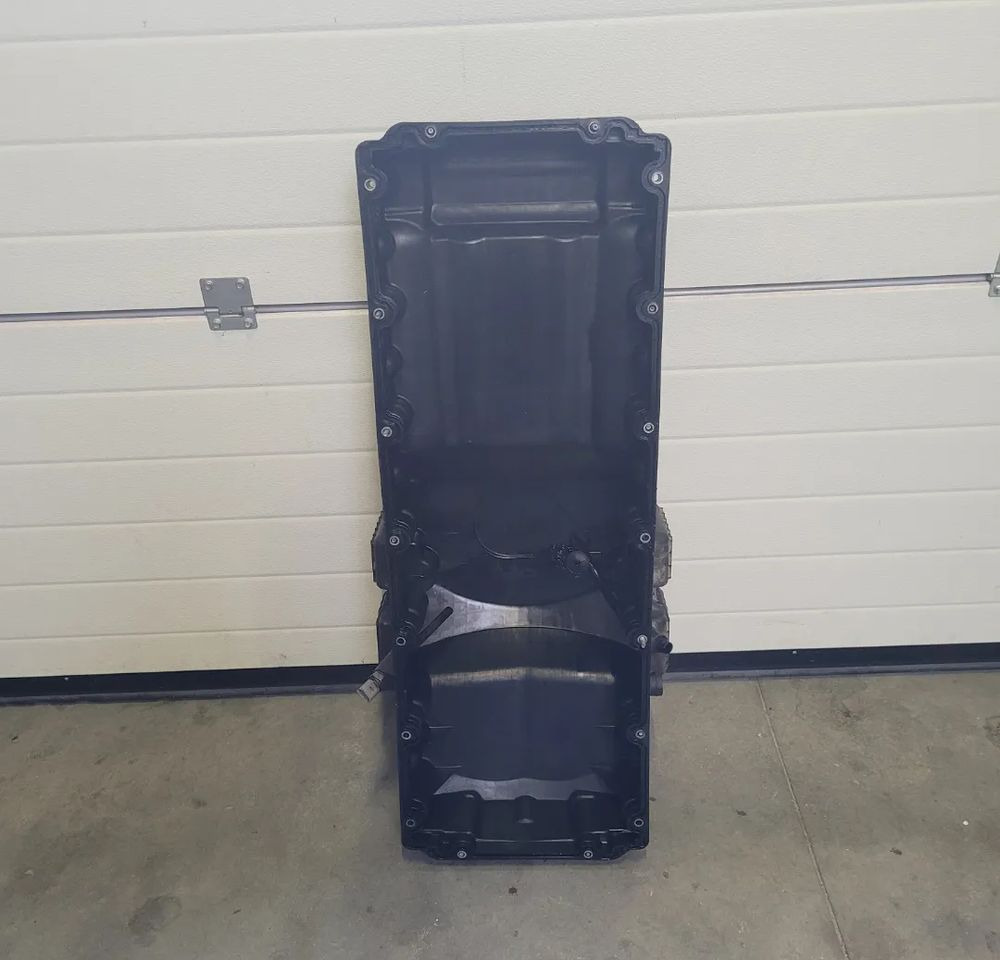 MISKA OLEJOWA MERCEDES ACTROS AXOR MP4 A470 010 43 13 - Масляный поддон для Грузовиков: фото 4 MISKA OLEJOWA MERCEDES ACTROS AXOR MP4 A470 010 43 13 - Масляный поддон для Грузовиков: фото 4