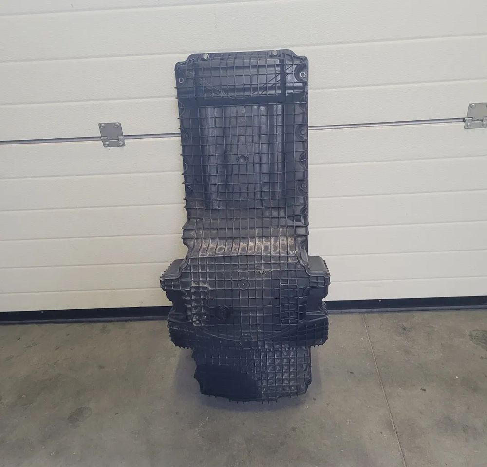 MISKA OLEJOWA MERCEDES ACTROS AXOR MP4 A470 010 43 13 - Масляный поддон для Грузовиков: фото 1 MISKA OLEJOWA MERCEDES ACTROS AXOR MP4 A470 010 43 13 - Масляный поддон для Грузовиков: фото 1