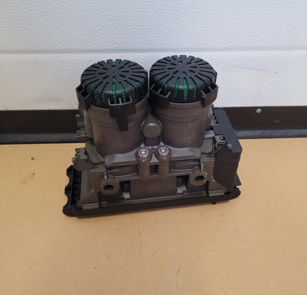 MODULATOR VOLVO KNORR K093191 22225552 CHWALIM116 - Детали тормозной системы для Грузовиков: фото 2 MODULATOR VOLVO KNORR K093191 22225552 CHWALIM116 - Детали тормозной системы для Грузовиков: фото 2