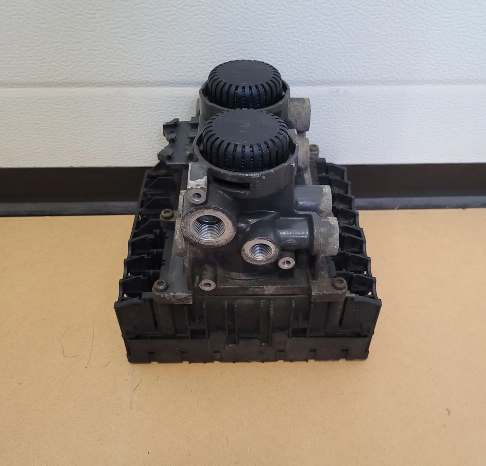 MODULATOR WABCO TEBS-E3 174738 CHWALIM116 - Детали тормозной системы для Грузовиков: фото 2 MODULATOR WABCO TEBS-E3 174738 CHWALIM116 - Детали тормозной системы для Грузовиков: фото 2