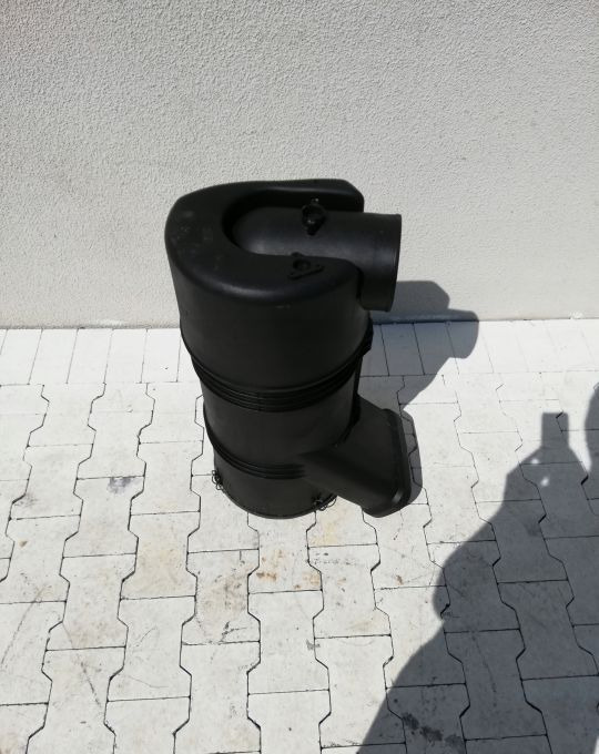 OBUDOWA FILTRA POWIETRZA MAN TGX TGS TGA EURO 5 - Воздушный фильтр для Грузовиков: фото 1 OBUDOWA FILTRA POWIETRZA MAN TGX TGS TGA EURO 5 - Воздушный фильтр для Грузовиков: фото 1