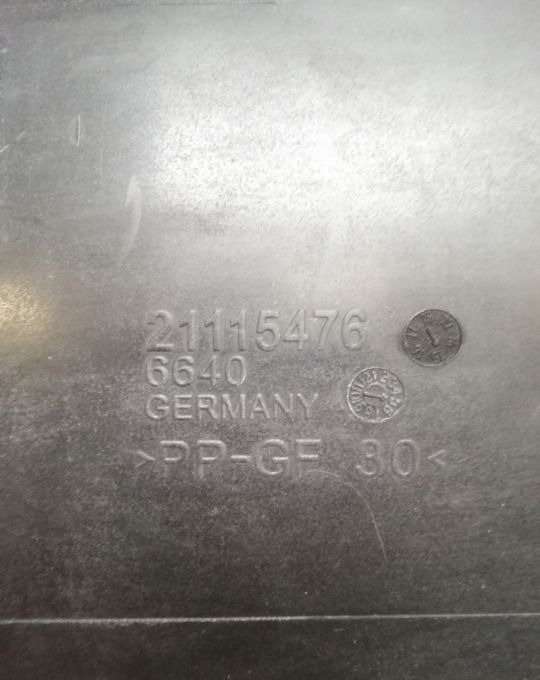 OBUDOWA FILTRA POWIETRZA VOLVO FH4 FH13 - Воздушный фильтр для Грузовиков: фото 2 OBUDOWA FILTRA POWIETRZA VOLVO FH4 FH13 - Воздушный фильтр для Грузовиков: фото 2