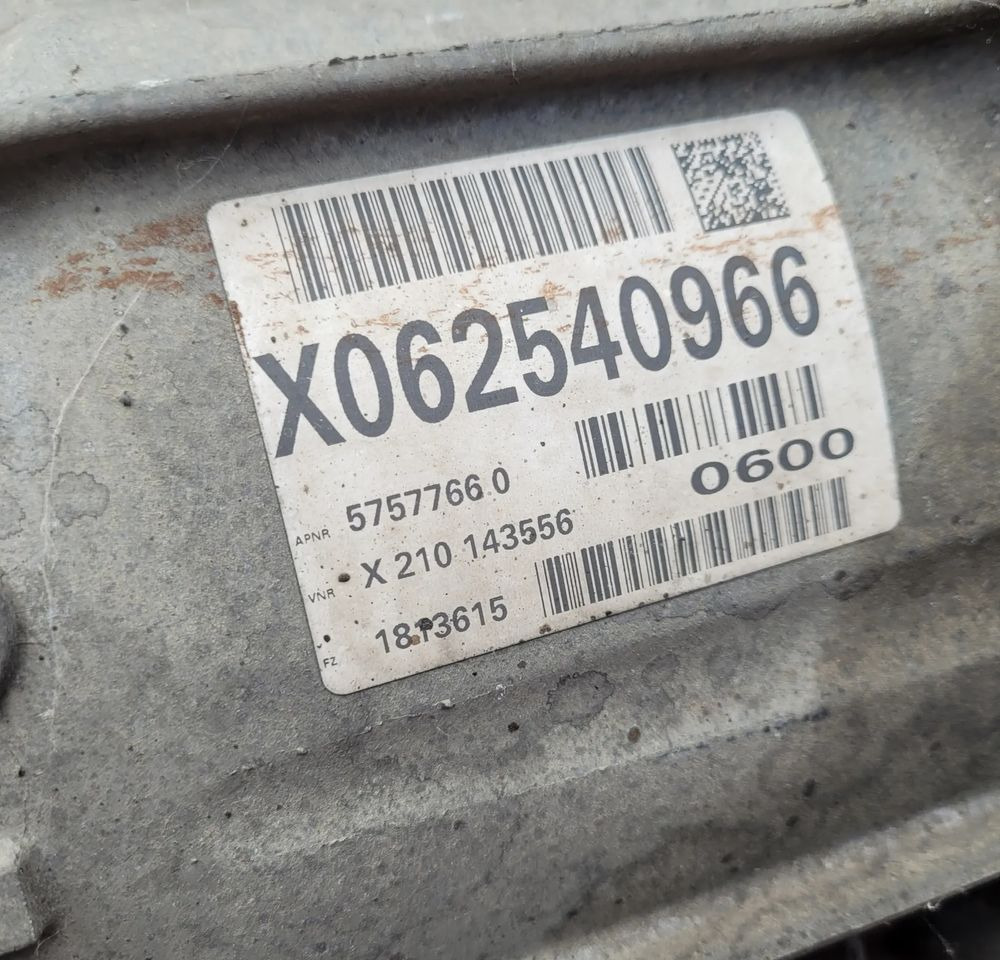 OBUDOWA SKRZYNI BIEGÓW MERCEDES ACTROS MP4 A9482610101 - Коробка передач для Грузовиков: фото 3 OBUDOWA SKRZYNI BIEGÓW MERCEDES ACTROS MP4 A9482610101 - Коробка передач для Грузовиков: фото 3