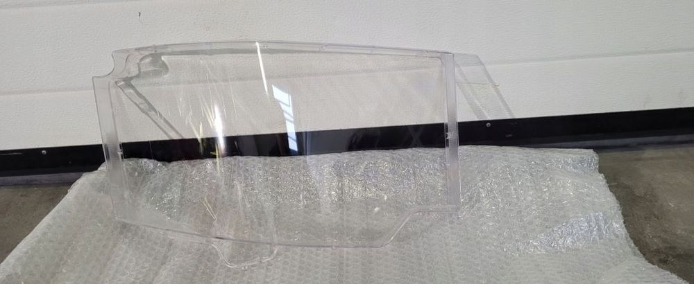 SZKLO KLOSZ LAMPY RENAULT RANGE T GAMA PRAWY - Передняя фара для Грузовиков: фото 1 SZKLO KLOSZ LAMPY RENAULT RANGE T GAMA PRAWY - Передняя фара для Грузовиков: фото 1