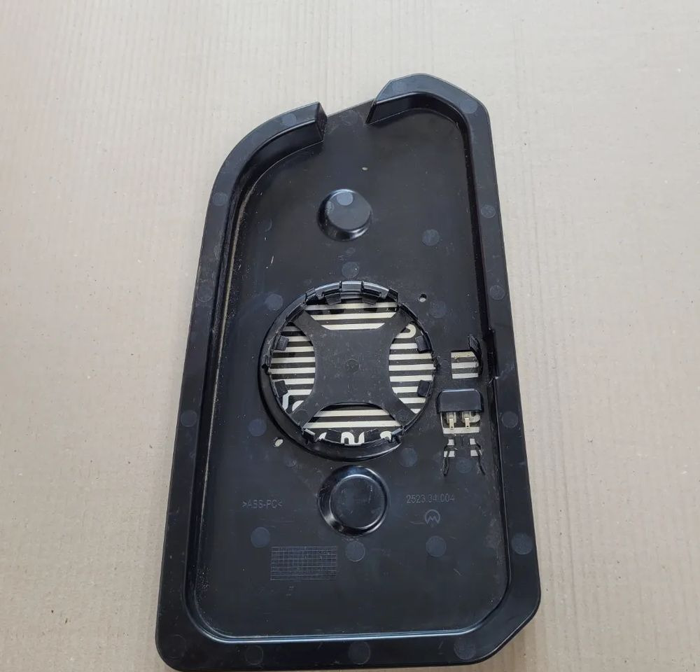 WKŁAD LUSTERKA IVECO S WAY - Зеркало заднего вида для Грузовиков: фото 2 WKŁAD LUSTERKA IVECO S WAY - Зеркало заднего вида для Грузовиков: фото 2