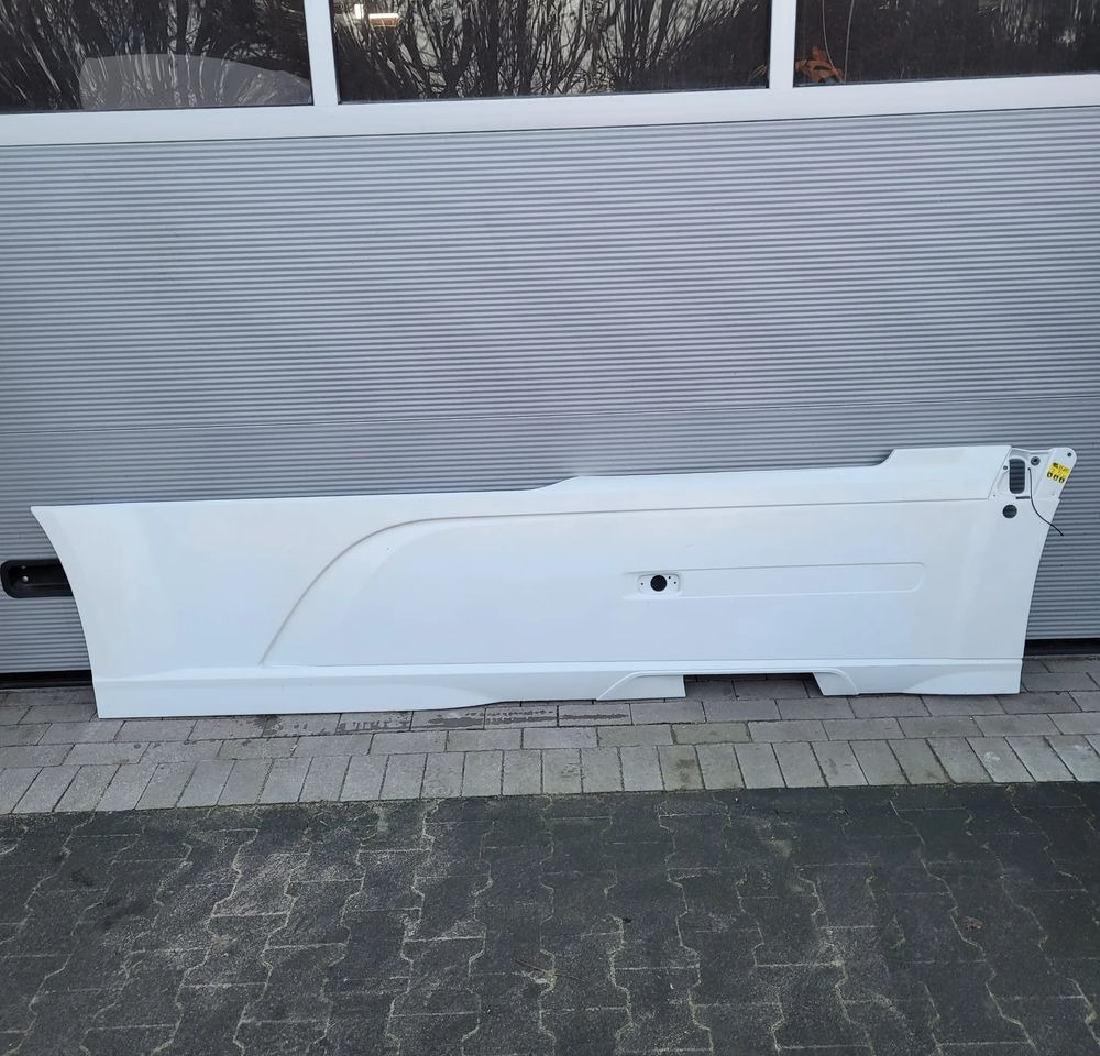 ZABUDOWA MIEDZYOSIOWA SPOJLER DAF XF 106 LIFT RH. 2123059 CHWALIM116 - Аэродинамика/ Спойлеры для Грузовиков: фото 1 ZABUDOWA MIEDZYOSIOWA SPOJLER DAF XF 106 LIFT RH. 2123059 CHWALIM116 - Аэродинамика/ Спойлеры для Грузовиков: фото 1