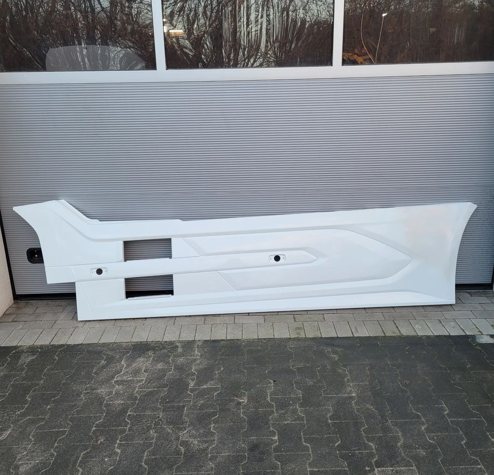 ZABUDOWA MIEDZYOSIOWA SPOJLER DAF XG XG+ 2292740 LH ORYGINAŁ CHWALIM116 - Аэродинамика/ Спойлеры для Грузовиков: фото 1 ZABUDOWA MIEDZYOSIOWA SPOJLER DAF XG XG+ 2292740 LH ORYGINAŁ CHWALIM116 - Аэродинамика/ Спойлеры для Грузовиков: фото 1