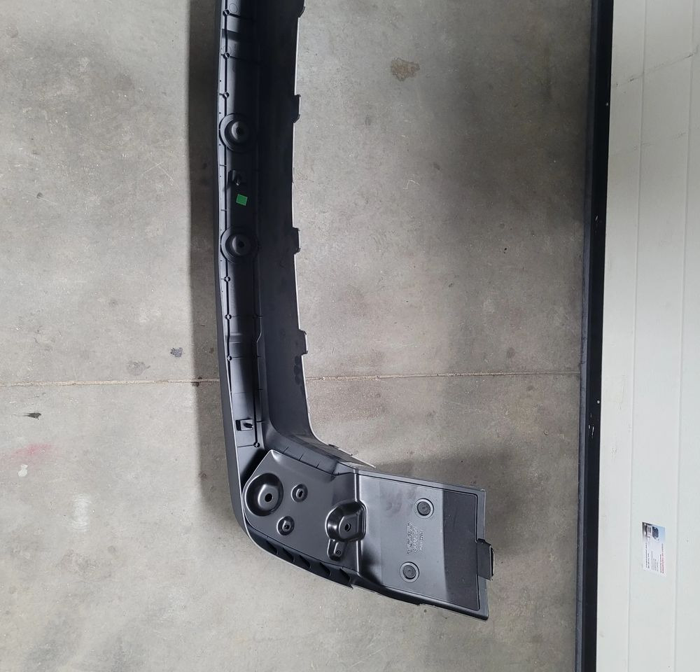 ZDERZAK VOLVO FMX 84236048 CHWALIM116 - Бампер для Грузовиков: фото 5 ZDERZAK VOLVO FMX 84236048 CHWALIM116 - Бампер для Грузовиков: фото 5