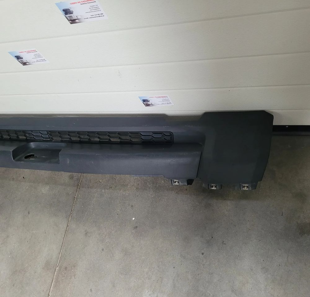 ZDERZAK VOLVO FMX 84418930 ORYGINAŁ CHWALIM116 - Бампер для Грузовиков: фото 3 ZDERZAK VOLVO FMX 84418930 ORYGINAŁ CHWALIM116 - Бампер для Грузовиков: фото 3