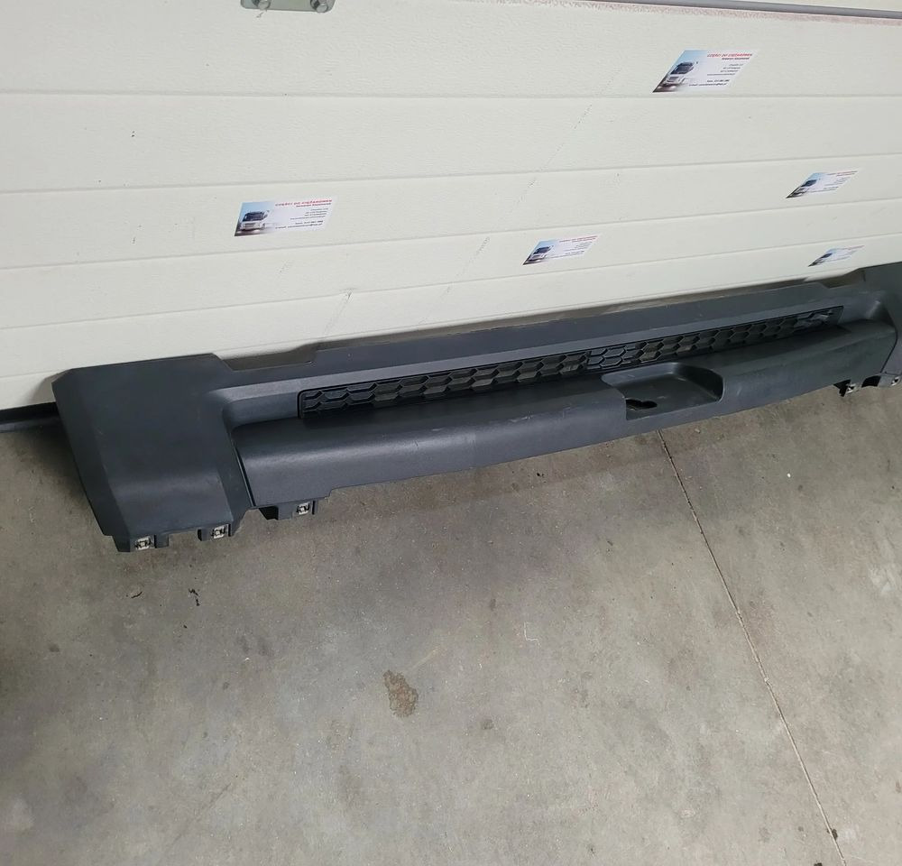 ZDERZAK VOLVO FMX 84418930 ORYGINAŁ CHWALIM116 - Бампер для Грузовиков: фото 2 ZDERZAK VOLVO FMX 84418930 ORYGINAŁ CHWALIM116 - Бампер для Грузовиков: фото 2