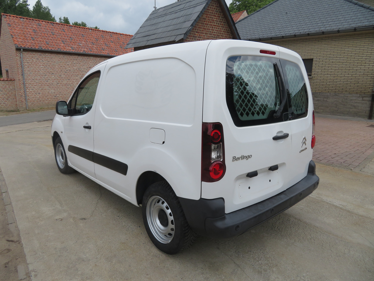 CITROËN Berlingo 1.6 BlueHDi CLUB - Цельнометаллический фургон: фото 5 CITROËN Berlingo 1.6 BlueHDi CLUB - Цельнометаллический фургон: фото 5