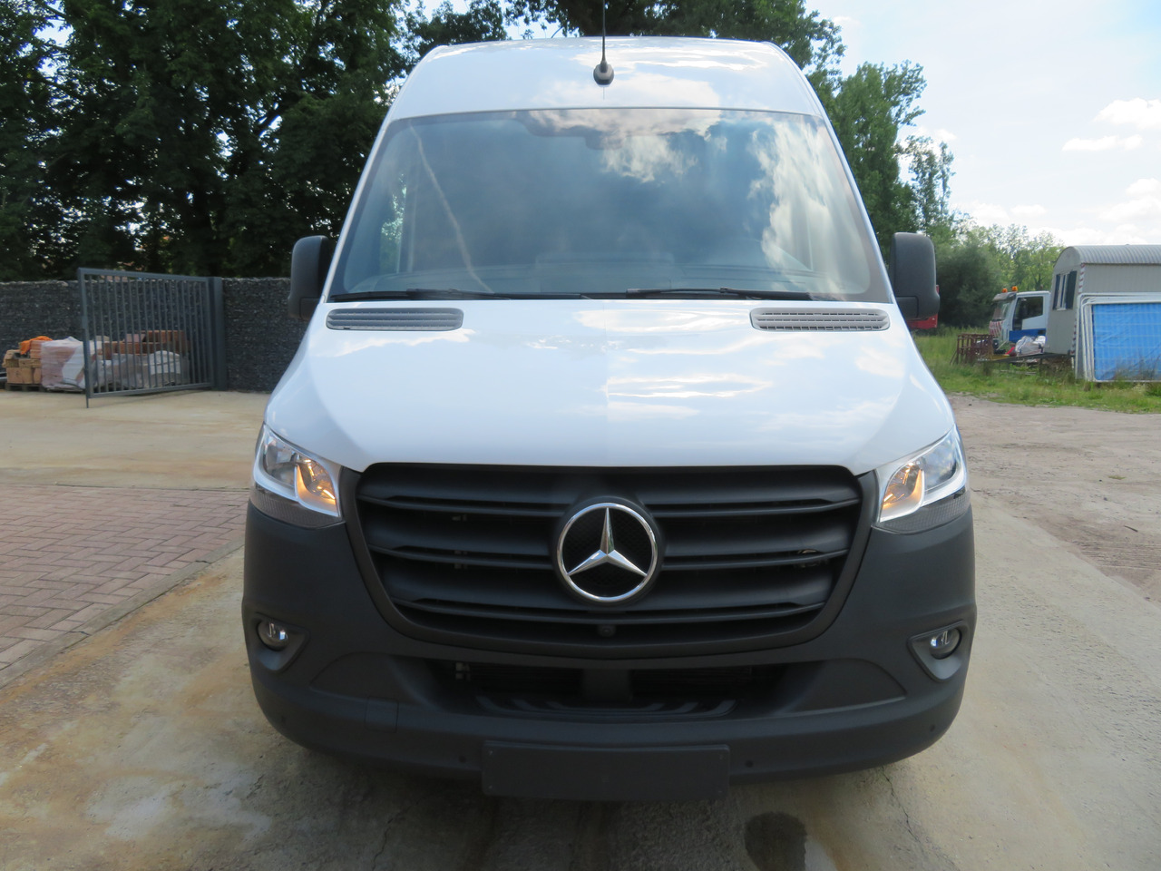 MERCEDES-BENZ Sprinter 317cdi - A2H2 - Фургон: фото 2 MERCEDES-BENZ Sprinter 317cdi - A2H2 - Фургон: фото 2
