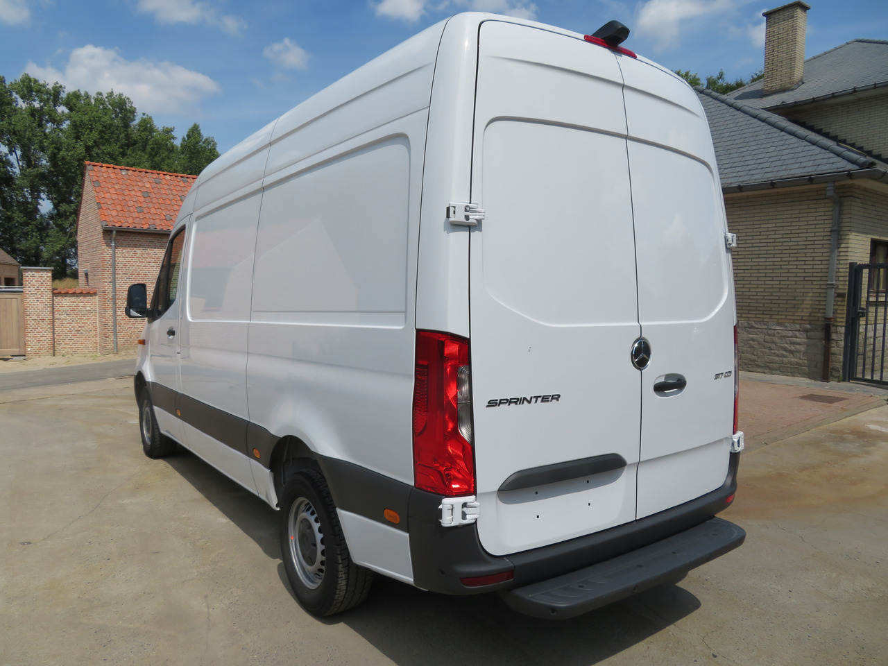 MERCEDES-BENZ Sprinter 317cdi - A2H2 - Фургон: фото 5 MERCEDES-BENZ Sprinter 317cdi - A2H2 - Фургон: фото 5
