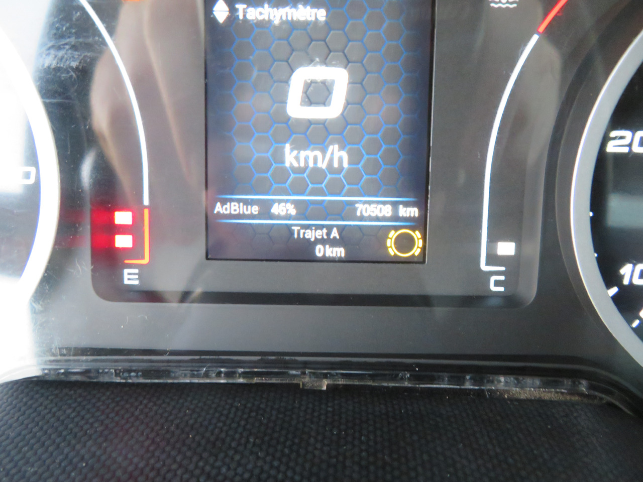 Малотоннажный самосвал, Грузопассажирский фургон Iveco Daily 35C16 3.0: фото 16