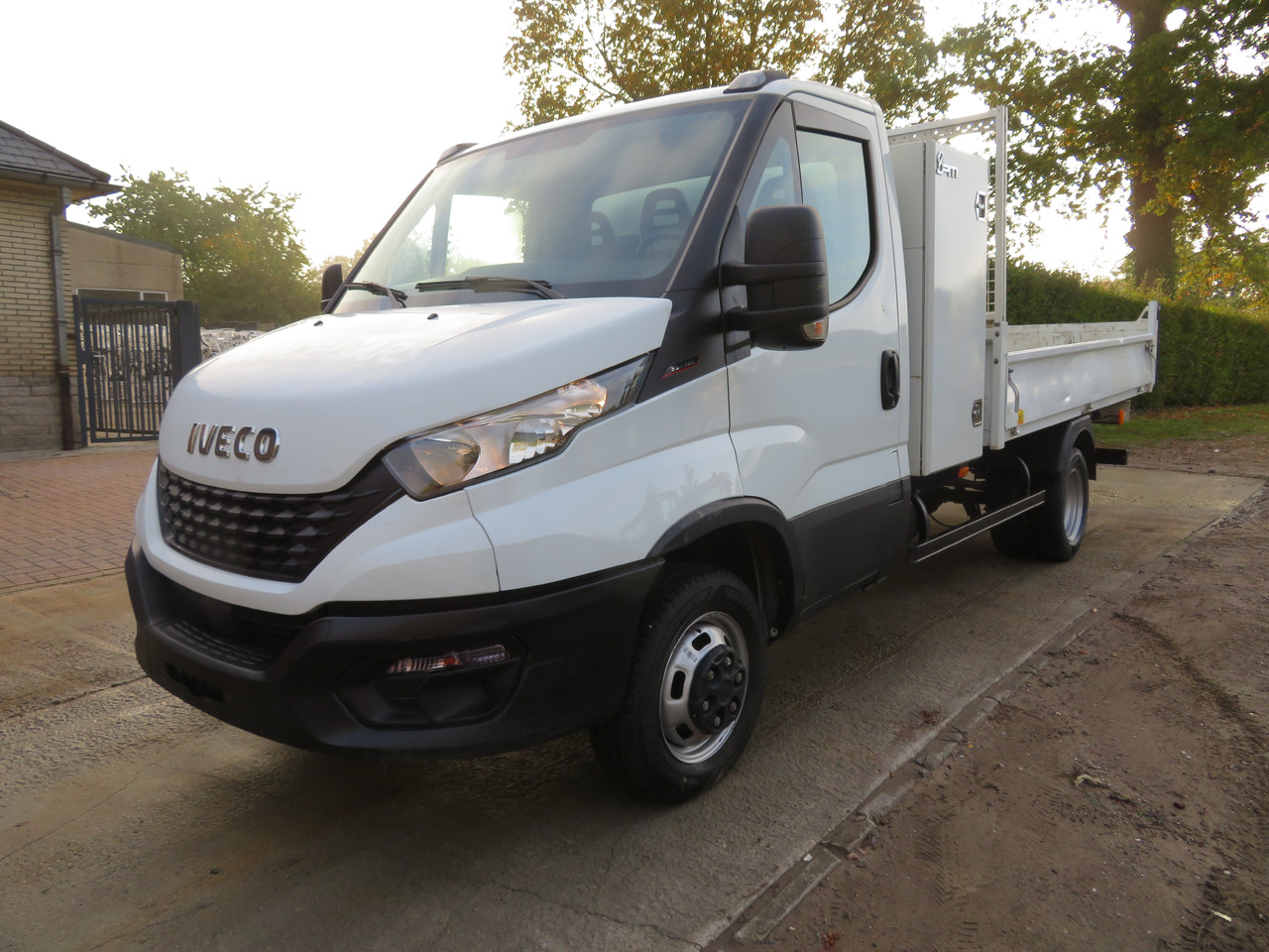 Iveco Daily 35C16 3.0 - L3 - Kipper - Малотоннажный самосвал: фото 3 Iveco Daily 35C16 3.0 - L3 - Kipper - Малотоннажный самосвал: фото 3