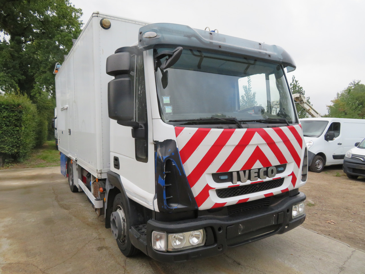 Iveco Eurocargo ML90E18 Bakwagen - Грузовик с закрытым кузовом: фото 1 Iveco Eurocargo ML90E18 Bakwagen - Грузовик с закрытым кузовом: фото 1