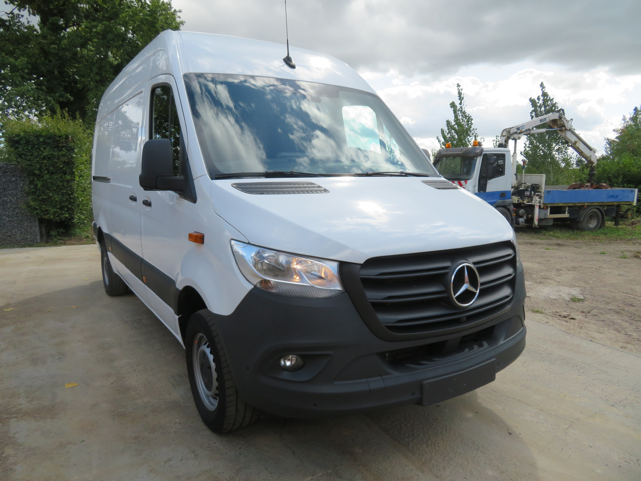 Mercedes-Benz Sprinter 317cdi - A2H2 - Цельнометаллический фургон: фото 1 Mercedes-Benz Sprinter 317cdi - A2H2 - Цельнометаллический фургон: фото 1