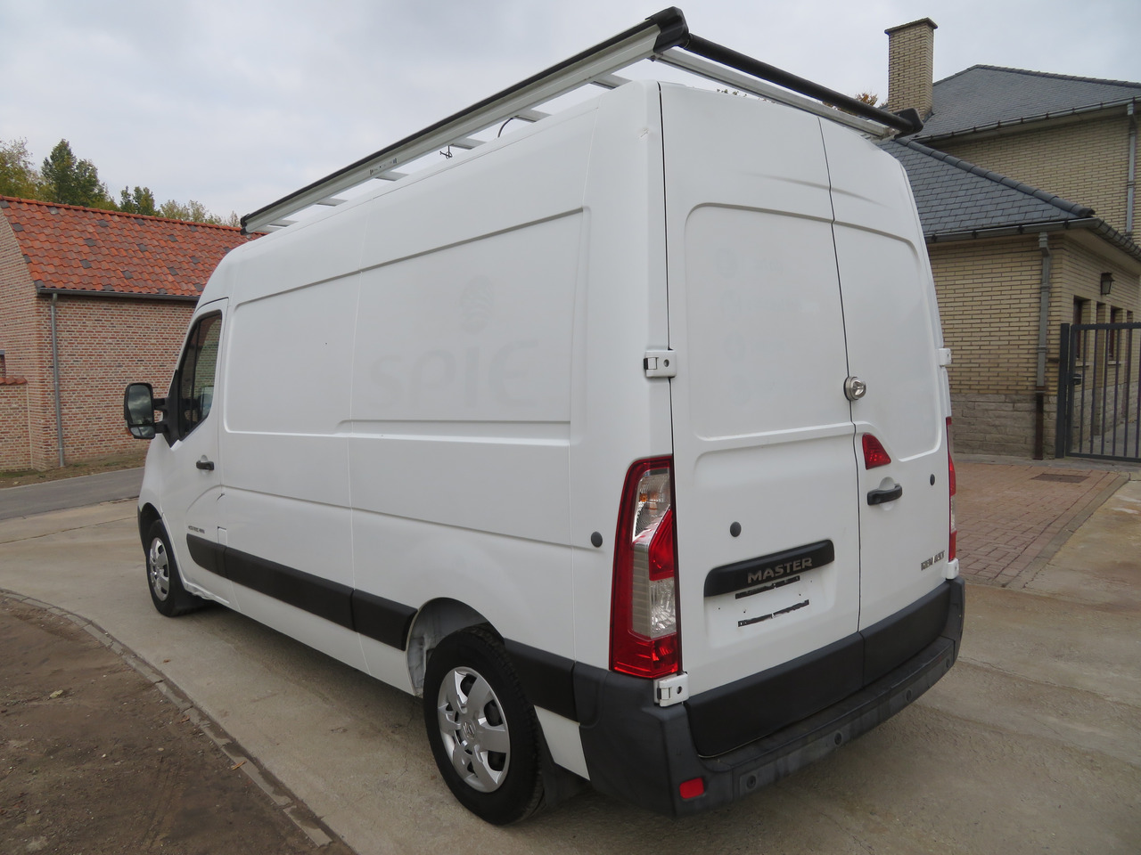 Renault Master 2.3dCi Grand Confort - L2H2 - Цельнометаллический фургон: фото 5 Renault Master 2.3dCi Grand Confort - L2H2 - Цельнометаллический фургон: фото 5
