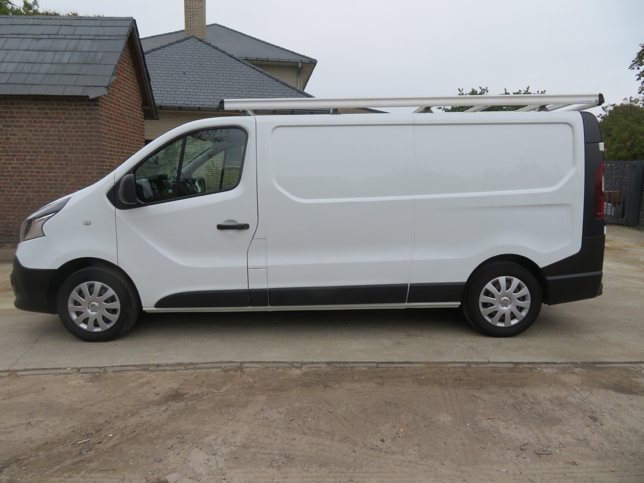 Renault Trafic 1.6dCi Grand Confort - L2H1 - Легковой фургон: фото 4 Renault Trafic 1.6dCi Grand Confort - L2H1 - Легковой фургон: фото 4