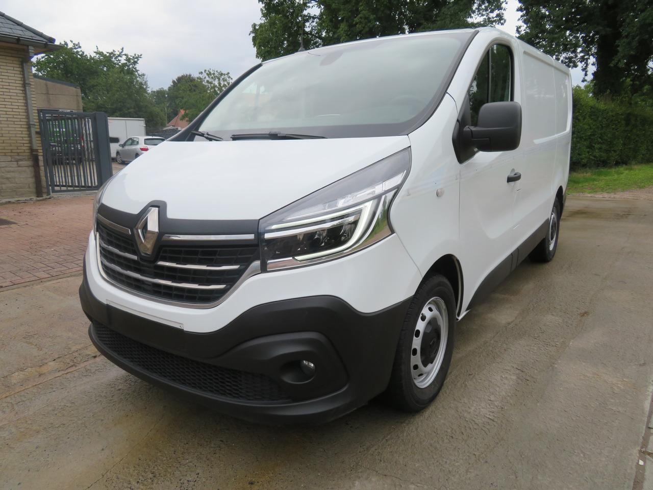 Renault Trafic 2.0dCi Grand Confort - L2H1 - Легковой фургон: фото 3 Renault Trafic 2.0dCi Grand Confort - L2H1 - Легковой фургон: фото 3