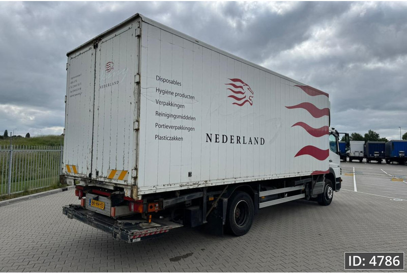 Mercedes-Benz Atego 1318 Day Cab, Euro 5, BDF / EPS automatic / DHOLLANDIA 2000KG - Грузовик-контейнеровоз/ Сменный кузов: фото 3 Mercedes-Benz Atego 1318 Day Cab, Euro 5, BDF / EPS automatic / DHOLLANDIA 2000KG - Грузовик-контейнеровоз/ Сменный кузов: фото 3