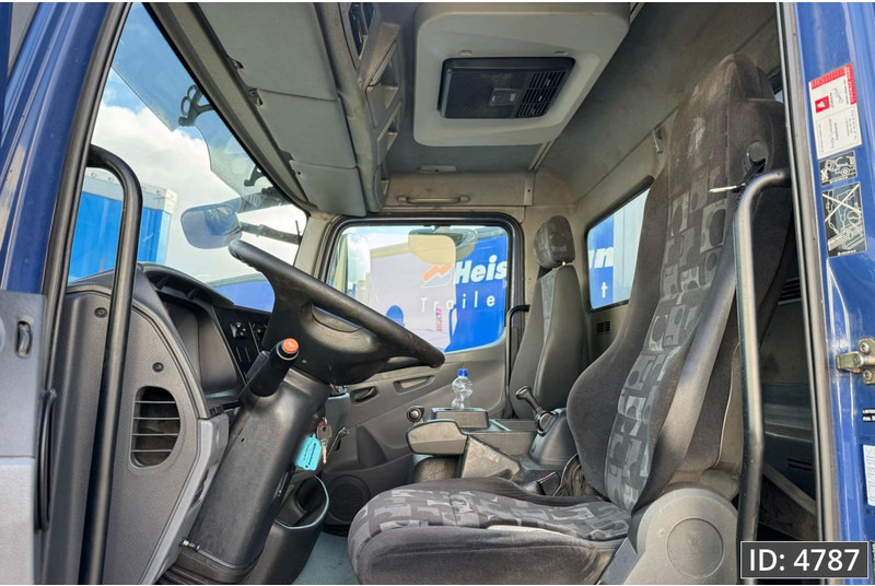 Грузовик-контейнеровоз/ Сменный кузов Mercedes-Benz Atego 816 Day Cab, Euro 5, BDF / EPS automatic / standklima / Hydraulic system: фото 7