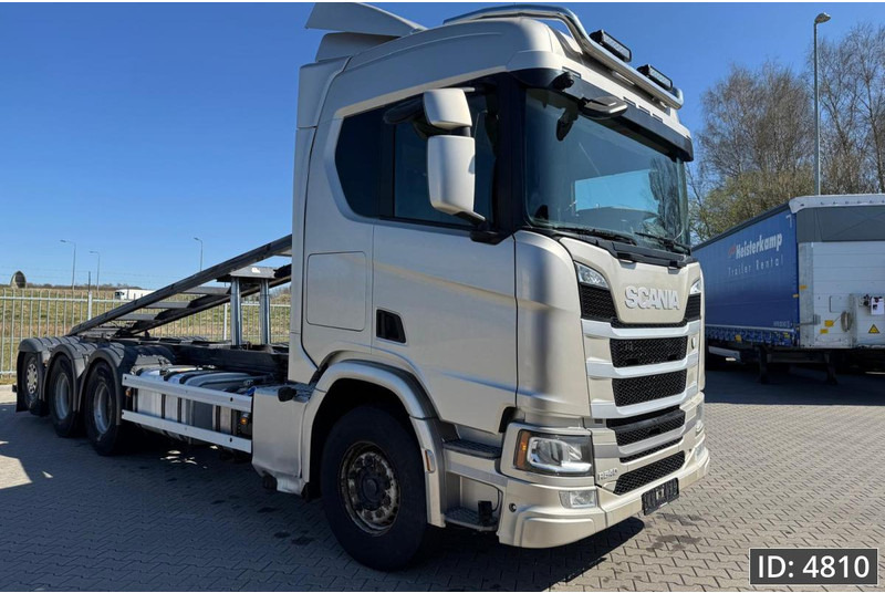 Scania R540 Topline, Euro 6, / 8x4 / BDF / Tipper / Steering axle, Intarder - Грузовик-контейнеровоз/ Сменный кузов: фото 4 Scania R540 Topline, Euro 6, / 8x4 / BDF / Tipper / Steering axle, Intarder - Грузовик-контейнеровоз/ Сменный кузов: фото 4