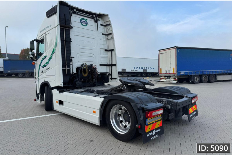 Volvo FH 460 Globetrotter XL, Euro 6, Mega / Like new! / Special interior / Standklima / 2 Tanks - Тягач: фото 2 Volvo FH 460 Globetrotter XL, Euro 6, Mega / Like new! / Special interior / Standklima / 2 Tanks - Тягач: фото 2
