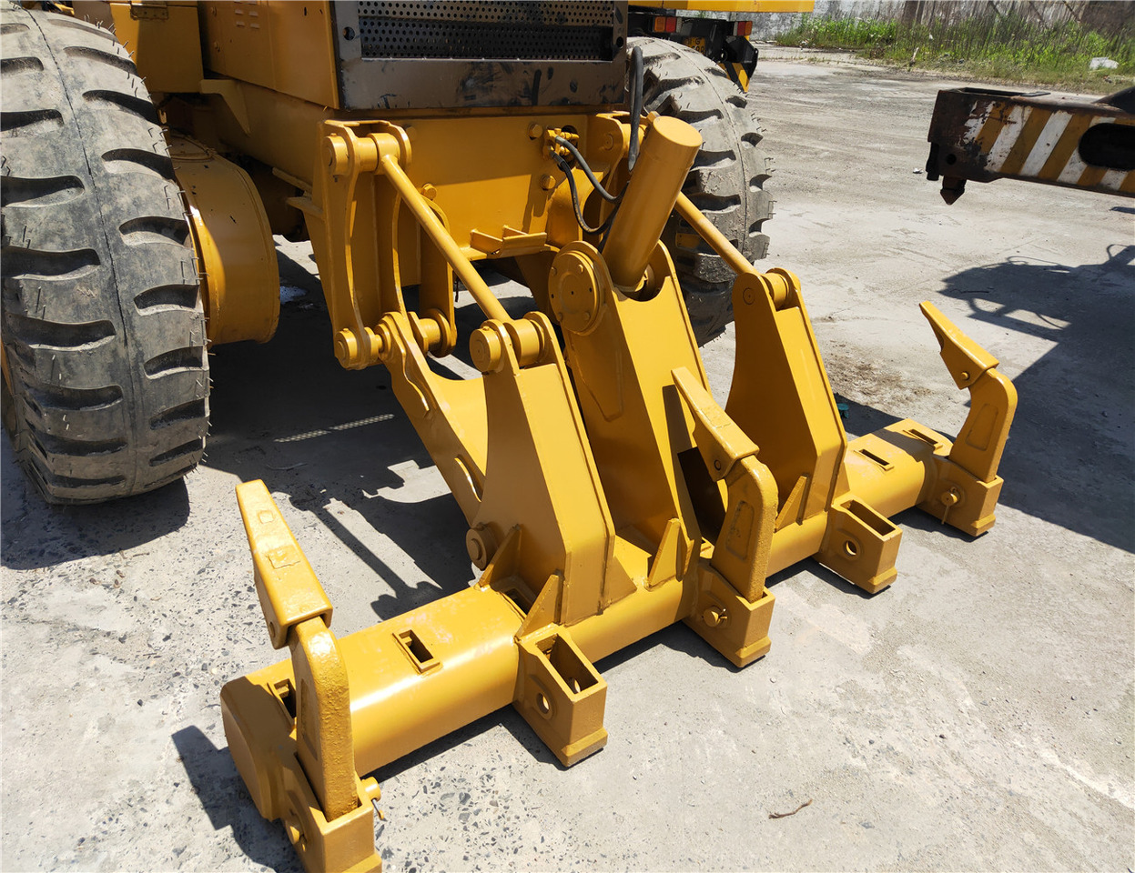 CATERPILLAR 140H CAT Grader Click Here for DIscount - Грейдер: фото 2 CATERPILLAR 140H CAT Grader Click Here for DIscount - Грейдер: фото 2
