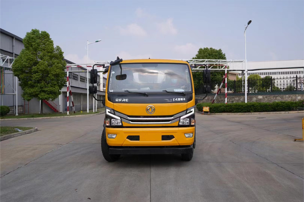 DONGFENG Asphalt Spreader - Гудронатор: фото 2 DONGFENG Asphalt Spreader - Гудронатор: фото 2