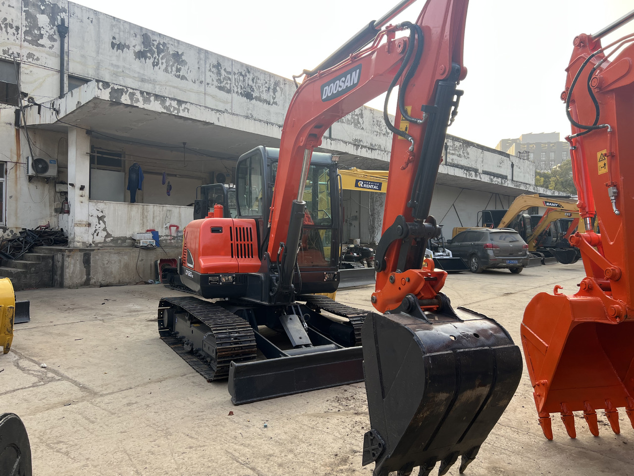DOOSAN DX 60 Mini excavator - Мини-экскаватор: фото 2 DOOSAN DX 60 Mini excavator - Мини-экскаватор: фото 2